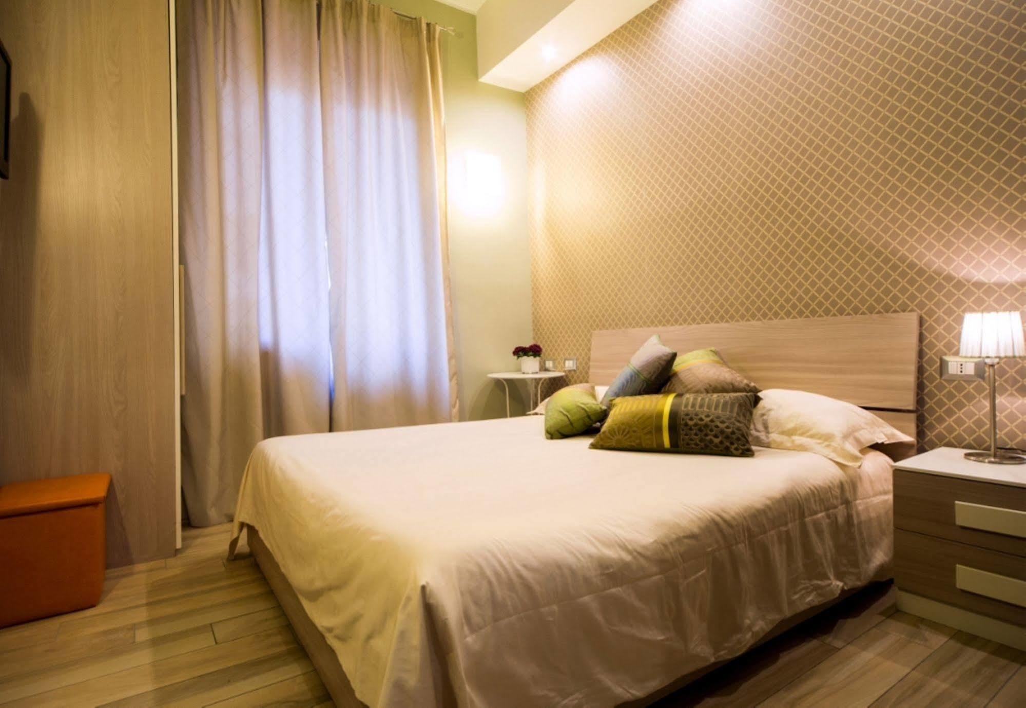 Mikale Rooms Roma Exterior foto